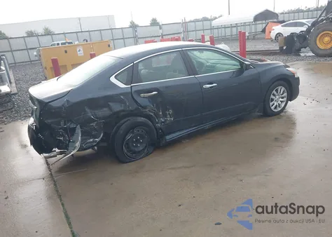 2015 Nissan Altima 2.5 S z USA, uszkodzony, nr VIN 1N4AL3APXFC421763